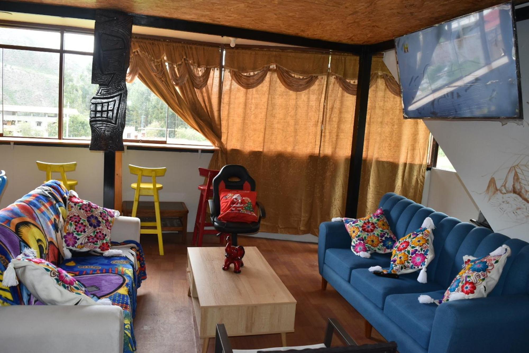New Experiences Valle Sagrado Bed & Breakfast Urubamba Bagian luar foto